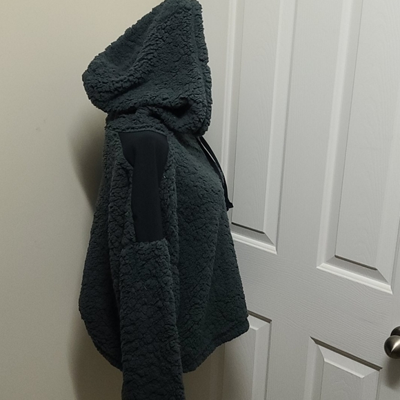 NWT Z by Zella Sheila Fleece Pullover - Picture 2 of 5